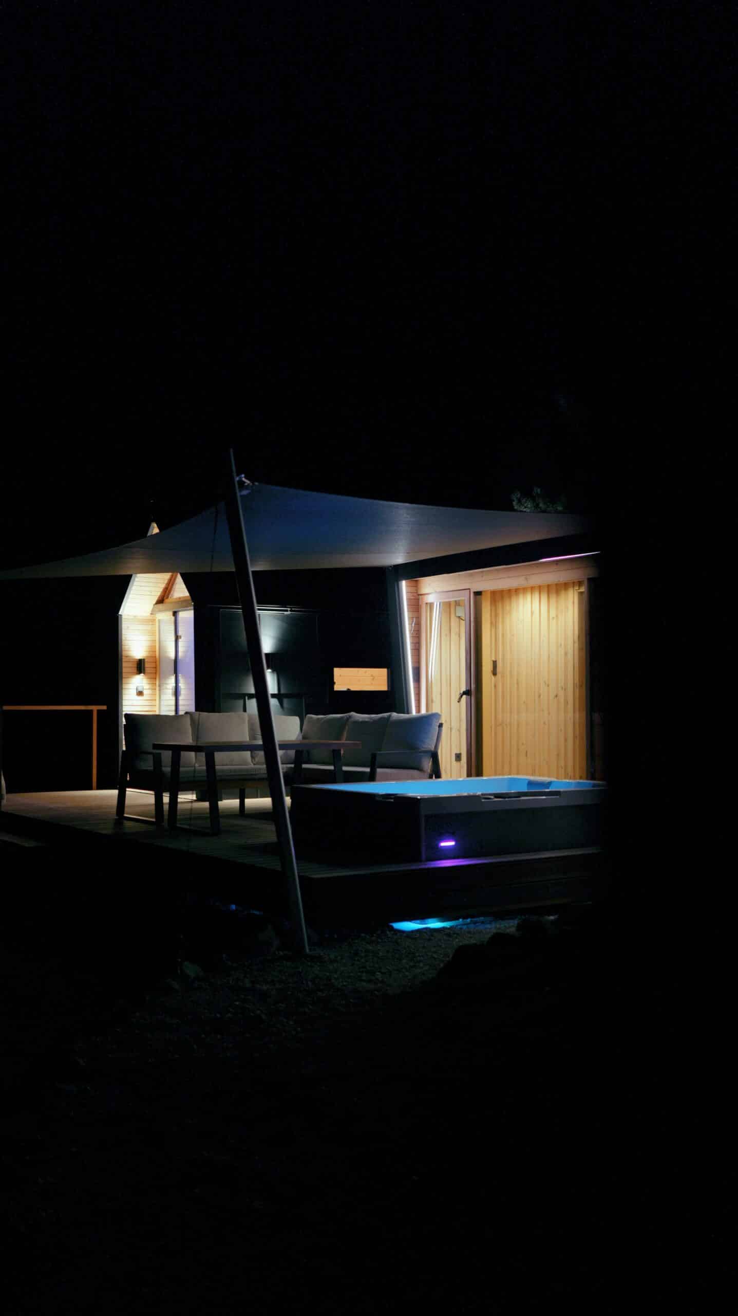 Cozy Glamping fa vendégház szaunával és jacuzzival